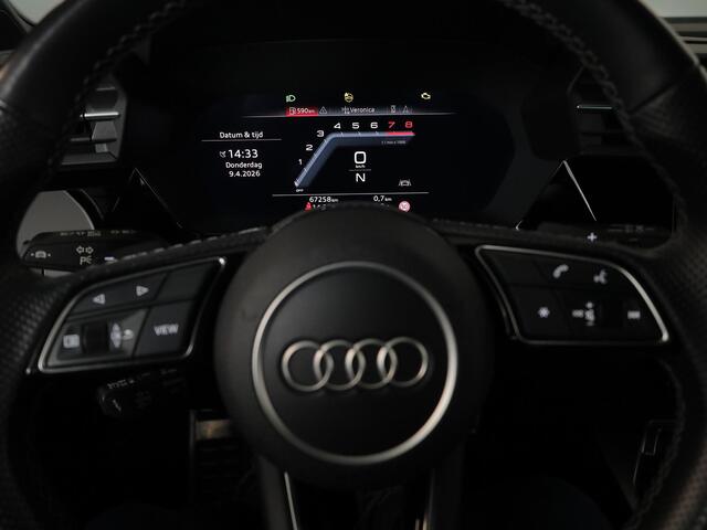 Audi A3 SPORTBACK 30 TFSI S edition 110 pk S-tronic | Navigatie | Parkeersensoren achter | LED koplampen | Apple Carplay/Android Auto | S-Line |
