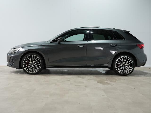 Audi A3 SPORTBACK 45 TFSI e 272 pk S edition Competition Panoramadak, Camera, Lichtpakket 30