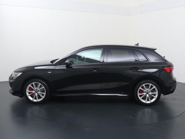 Audi A3 SPORTBACK 45 TFSI e S edition Competition | 272 PK | SoH 97% | Area view 360 | Head-up display | S line | Adaptive cruise control | Sonos premium audio | Audi virtual cockpit |