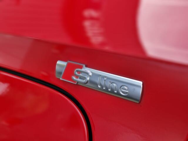 Audi A3 SPORTBACK 45 TFSI PHEV S-Edition Competition | 245 PK | S-Line & Matrix pakket |
