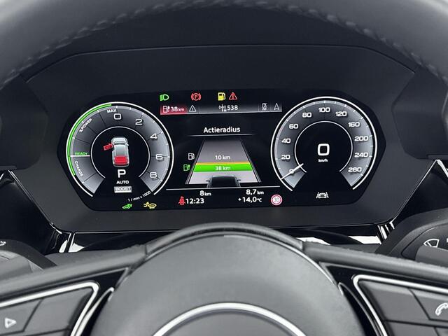 Audi A3 SPORTBACK 45 TFSI e S Edition Competition 272PK | Nieuwe auto! | Schuif-/Kanteldak | Virtual Cockpit | Stoelverwarming | Elektrisch Verstelbare Stoel | Apple CarPlay & Android Auto