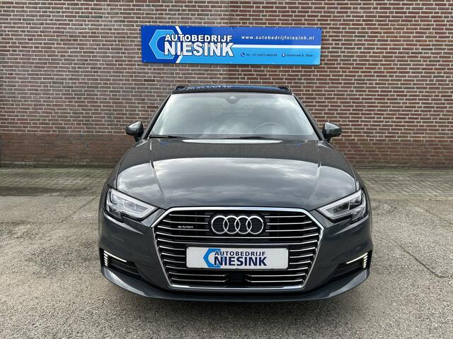 Audi A3 SPORTBACK 1.4 e-tron S-Line Pano/Carplay/Cruise/Stoelverwarming
