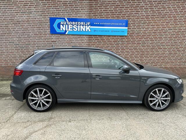 Audi A3 SPORTBACK 1.4 e-tron S-Line Pano/Carplay/Cruise/Stoelverwarming