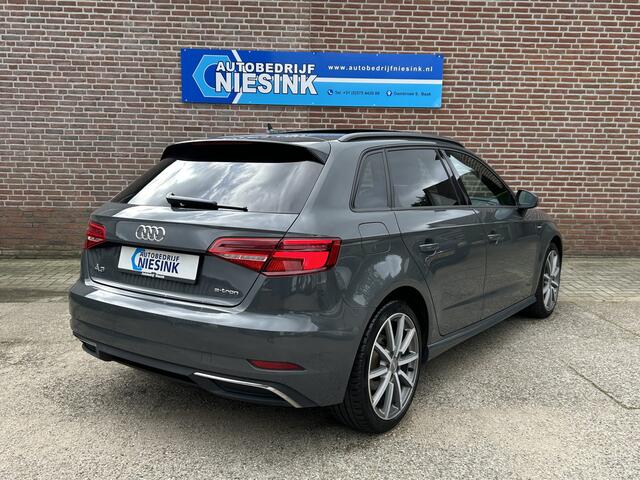 Audi A3 SPORTBACK 1.4 e-tron S-Line Pano/Carplay/Cruise/Stoelverwarming