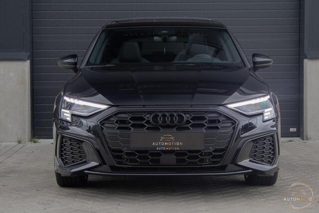Audi A3 SPORTBACK 45 TFSIe S edition Comp PANO RS STOELEN MAXTON MATRIX CAMERA