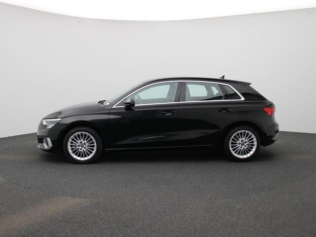 Audi A3 SPORTBACK 30 TFSI Business edition | Navigatie | Airco | Lichtmetalen wielen