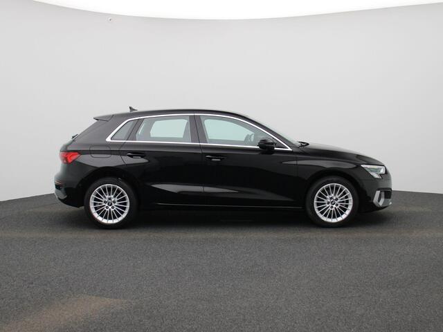 Audi A3 SPORTBACK 30 TFSI Business edition | Navigatie | Airco | Lichtmetalen wielen