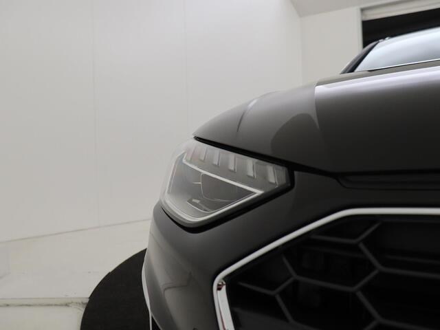 Audi A4 Avant 35 TFSI S edition | Panoramadak | Navigatie | 3-Zone airco | Virtuel cockpit plus | CarPlay | Elektrische achterklep | Parkeersensoren |