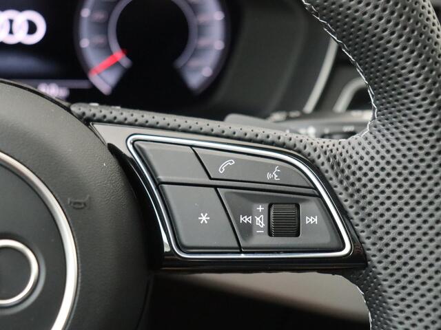 Audi A4 Avant 35 TFSI S edition | Panoramadak | Navigatie | 3-Zone airco | Virtuel cockpit plus | CarPlay | Elektrische achterklep | Parkeersensoren |