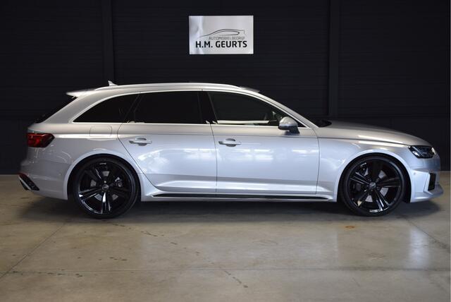 Audi A4 Avant 2.9 TFSI RS4 QUATTRO PANO CAM 20INCH LEDER XENON VIRT COCKP