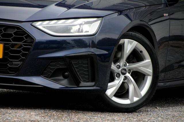 Audi A4 Avant 35 TFSI S Edition - 150 pk **Pano / Zwart optiek / S-Line