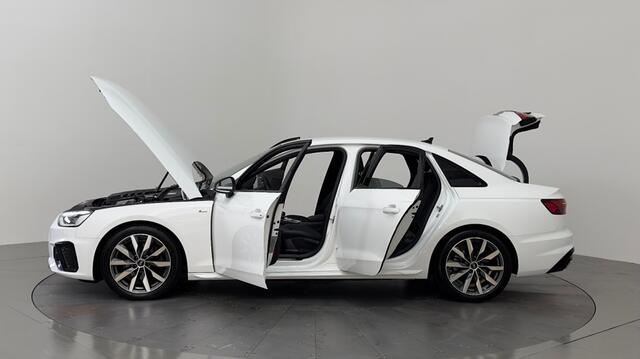 Audi A4 35 TFSI S EDITION COMPETITION S-TRONIC