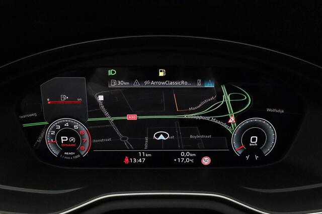 Audi A4 Avant S edition Competition 35 TFSI 150 pk | Stoelverwarming voorin | Glazen panoramadak | Assistentiepakket city |