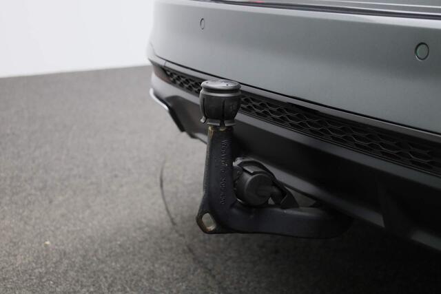 Audi A4 Avant 45 TFSI 245PK S-tronic quattro Launch Edition Sport | Matrix LED | Trekhaak | 19 inch | Zwart optiek | Navi | ACC | Camera | Leder/alcantara