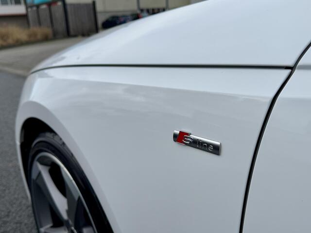 Audi A4 Avant 45 TFSI quattro 265PK S-LineoTrekhaakoB&O