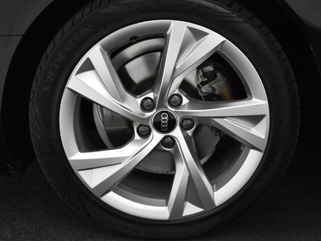 Audi A4 Avant 35 Tfsi 150pk S-tronic S edition · Camera · P-Sensoren · Cruise Control · Navi · Smartphone Interface · 18'' Inch · Garantie t/m 16-11-2026 of 100.000km