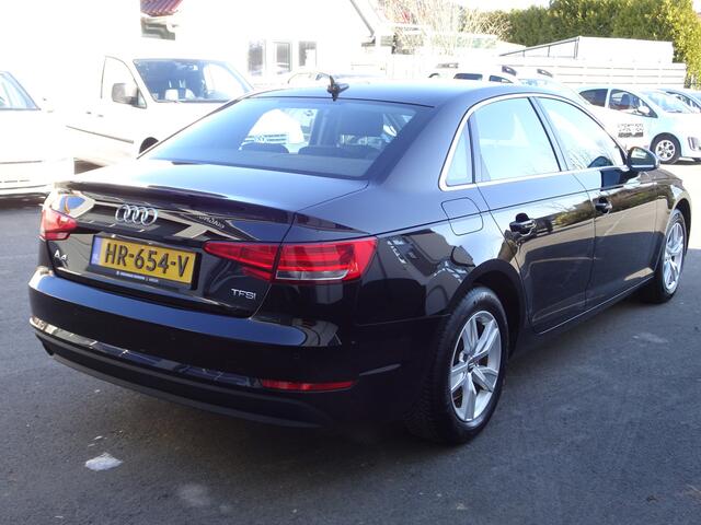 Audi A4 Limousine 1.4 TFSI Pro Line Automatische airco, navigatie, licht metalen velgen, cruise controle, parkeersensoren, enz.