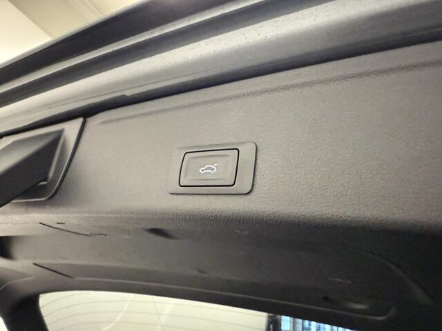 Audi A4 Avant 40 TFSI Sport 2x S line 190pk/Panodak/Navi/Applecarplay
