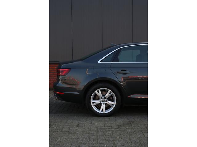 Audi A4 Limousine 2.0 TFSI MHEV Sport Lease Edition automaat |