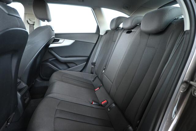 Audi A4 Avant 2.0 TFSI MHEV Automaat Design Pro Line Plus Clima Navigatie Trekhaak Airco Cruise Control Stoelverwarming Inruil Mogelijk!
