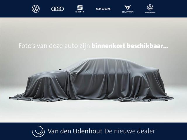 Audi A4 Avant 35 TFSI S edition Competition | Camera | Stoelverwarming | PDC v+a |