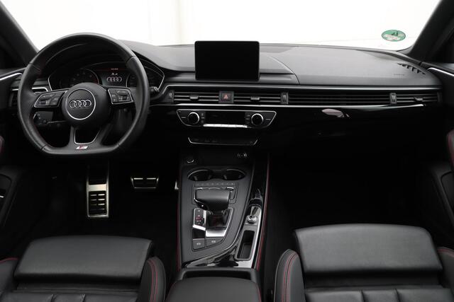 Audi A4 Avant 35 TFSI S Line Black Edition 150pk S-Tronic