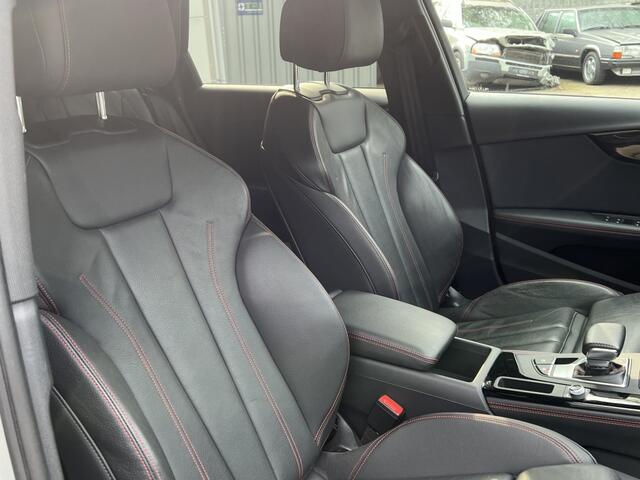 Audi A4 TFSI S-line Quantum Grey