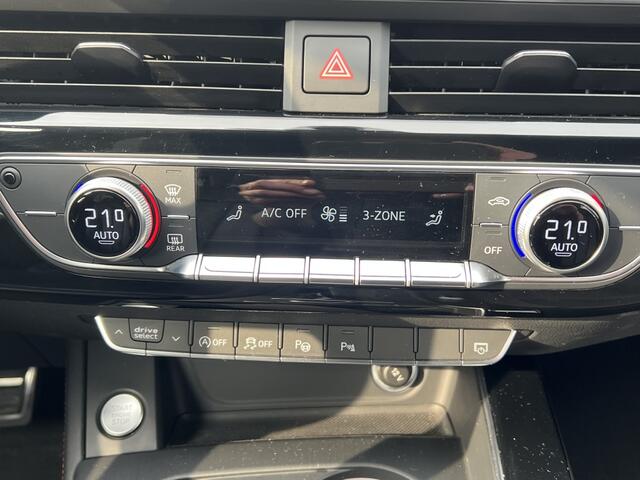 Audi A4 TFSI S-line Quantum Grey
