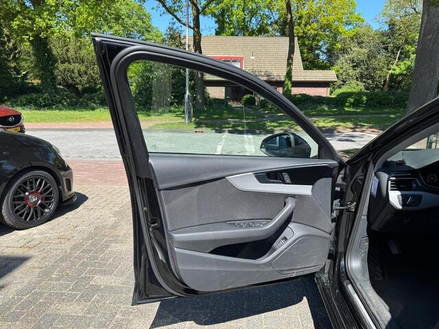 Audi A4 Avant 2.0 35 TFSI Launch edition Business Airco/Automaat/Lichtmetalen velgen/Parkeersensoren