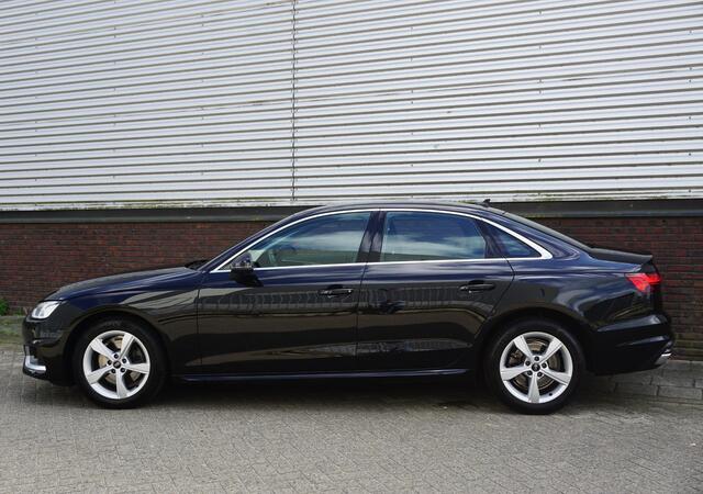Audi A4 Limousine 35 TFSI 150PK Virtual Cockpit/Sportstoelen Dealeronderhouden/All-Seasonbanden.