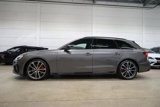Audi A4 Avant 45 TFSI quattro S Line * RS Stoelen - Trekhaak - Virtual - ACC - Lane - 19" - App *