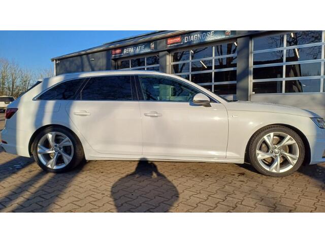 Audi A4 35 TFSI Sport S line edition