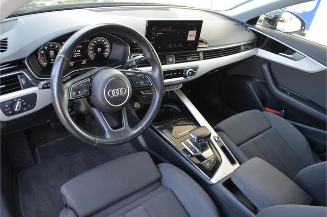 Audi A4 Avant 35 TFSI Business Carplay | a.Camera | Virtual cockpit | Sportstoelen | Keyless start | Elektr achterklep