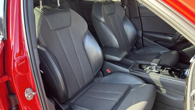 Audi A4 Avant 35 TFSI 150pk Launch edition Sport Panoramadak Camera Virtual Cockpit