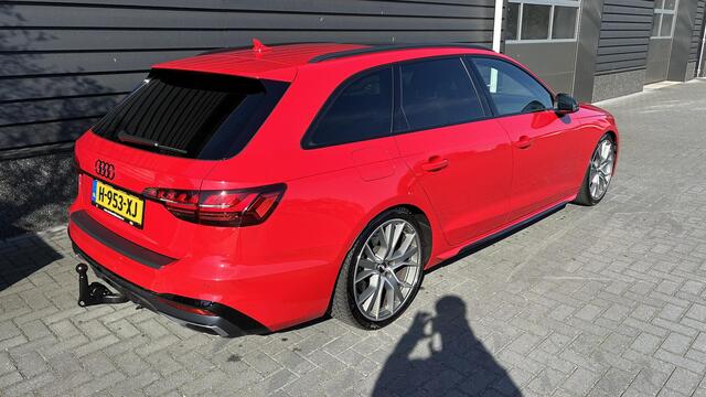 Audi A4 Avant 35 TFSI 150pk Launch edition Sport Panoramadak Camera Virtual Cockpit
