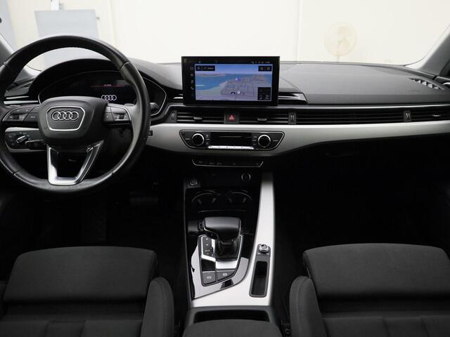 Audi A4 Limousine 35 TFSI/150PK Business Edition · Apple/Android Car Play · Navigatie · Parkeersensoren