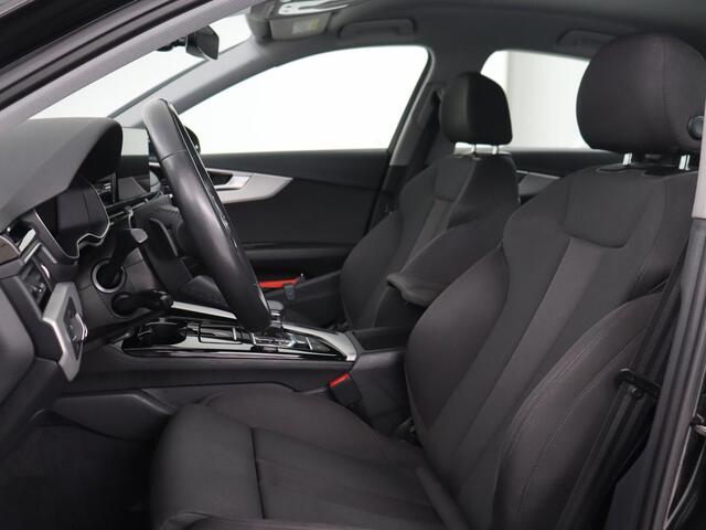 Audi A4 35 TFSI Business Edition | Stoelverwarming | Virtual Cockpit | Carplay | Full LED | DAB | Climate control | Parkeerhulp | Cruise control | Bluetooth