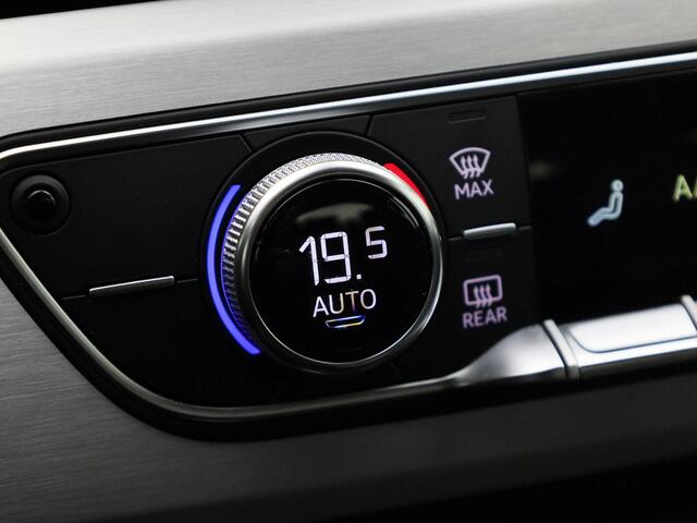 Audi A4 Avant 35 TFSI/150PK Launch edition Sport · S Line · Navigatie · Virtual Cockpit · Apple/Android Car Play · 18'' · Leder/stof ·