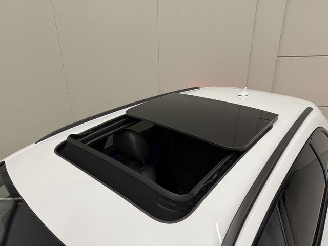 Audi A4 Avant 40 TFSI S-Line PANO/TREKHAAK/SFEER/360CAMERA/ACC/MATRIX/VIRTUAL/KEYLESS/PRIVACY/19"AUDI SPORT/EL.A.KLEP/BLACK-OPTIC/GLETSCHERWEIB METALLIC/NWPRIJS ¤ 66.737,-