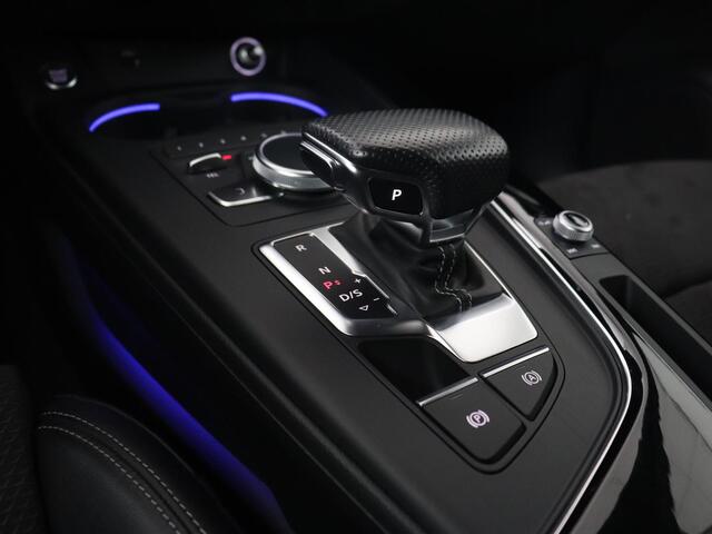 Audi A4 40 TFSI Sport S Line Black Edition | Stoelverwarming | Adaptive cruise | Keyless | Virtual Cockpit | Carplay | Half leder | Navigatie | Full LED | 19'' | Sportstoelen | Sfeerverlichting