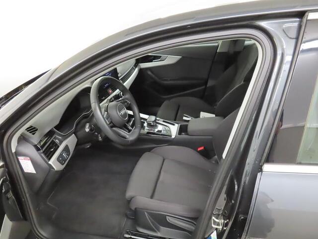 Audi A4 Limousine 35 TFSI Advanced Edition Climate controle | Navigatiesysteem | Parkeersensoren | Cruise controle | Keyless