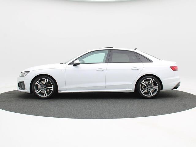 Audi A4 Limousine 35 TFSi S-Line Competition 150 Pk Automaat | Open Dak | Zwart Optiek | Virtual Cockpit | Sportstoelen | CarPlay | LED | Sensoren | 18 Inch | 91.236 Km!