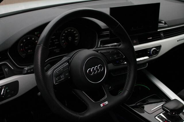 Audi A4 Avant 40 TFSI quattro S edition | Trekhaak | Carplay | ACC