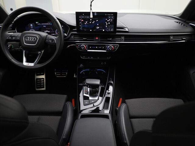 Audi A4 Limousine 35 TFSI S edition Competition · Apple/Android Car Play · Adaptive Cruise Control · Leder/stof · Camera + Parkeersensoren · Stoelverwarming · Garantie t/m 24-03-2026 of 100000km
