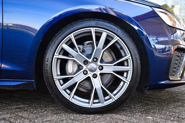 Audi A4 Avant 40 TFSI quattro S-Line Pano Virtual Stoelverw.