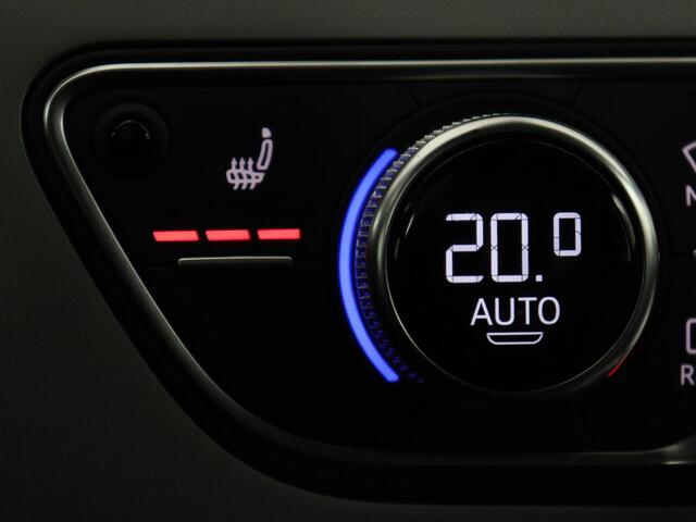 Audi A4 35 TFSI Business Edition | Leder | Stoelverwarming | Trekhaak | Adaptive cruise | Full LED | Carplay | Virtual Cockpit | Navigatie | File Assistent | Climate control | Parkeerhulp | Bluetooth