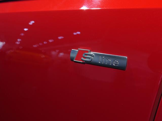 Audi A4 Avant 35 TFSI S edition - Occasion Lease vanaf ¤664 p/m - Panoramadak - BANG & OLUFSEN audio