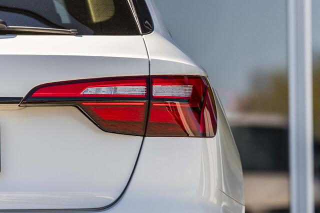 Audi A4 Avant 40 TFSI S edition Competition | Pano | Memory