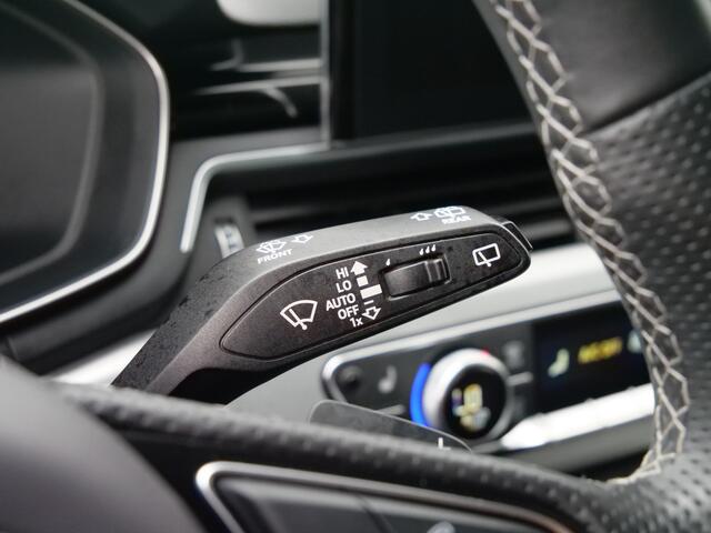 Audi A4 Avant 35 TFSI 150pk S edition Automaat 20 Inch / Panoramadak / Stoelverwarming