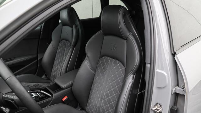 Audi A4 Avant 40 TFSI quattro S edition Competition | Massage | B&O | Panoramadak | Standkachel | Trekhaak | Matrix-led | Tour | City